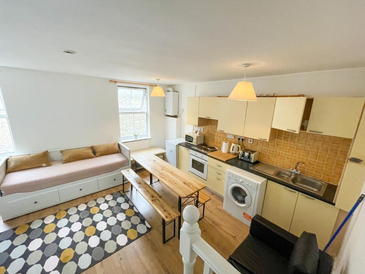 134 Kilburn Road Apartment Londres Exterior foto